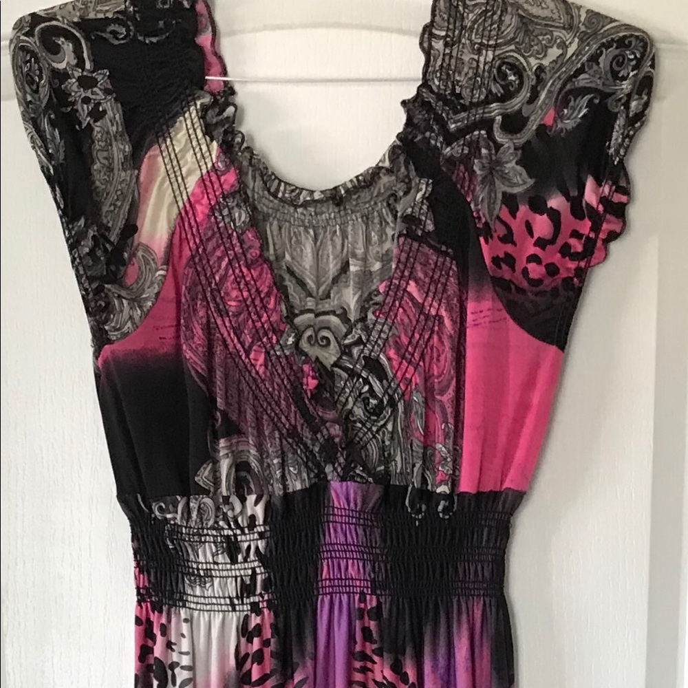 Dressed for woman in Arabesco. Multicolor. Size Xl